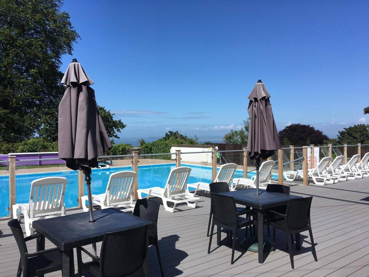 Glade Lodge- North Devon Coast, Bideford Bay Caravan Park Екстериор снимка